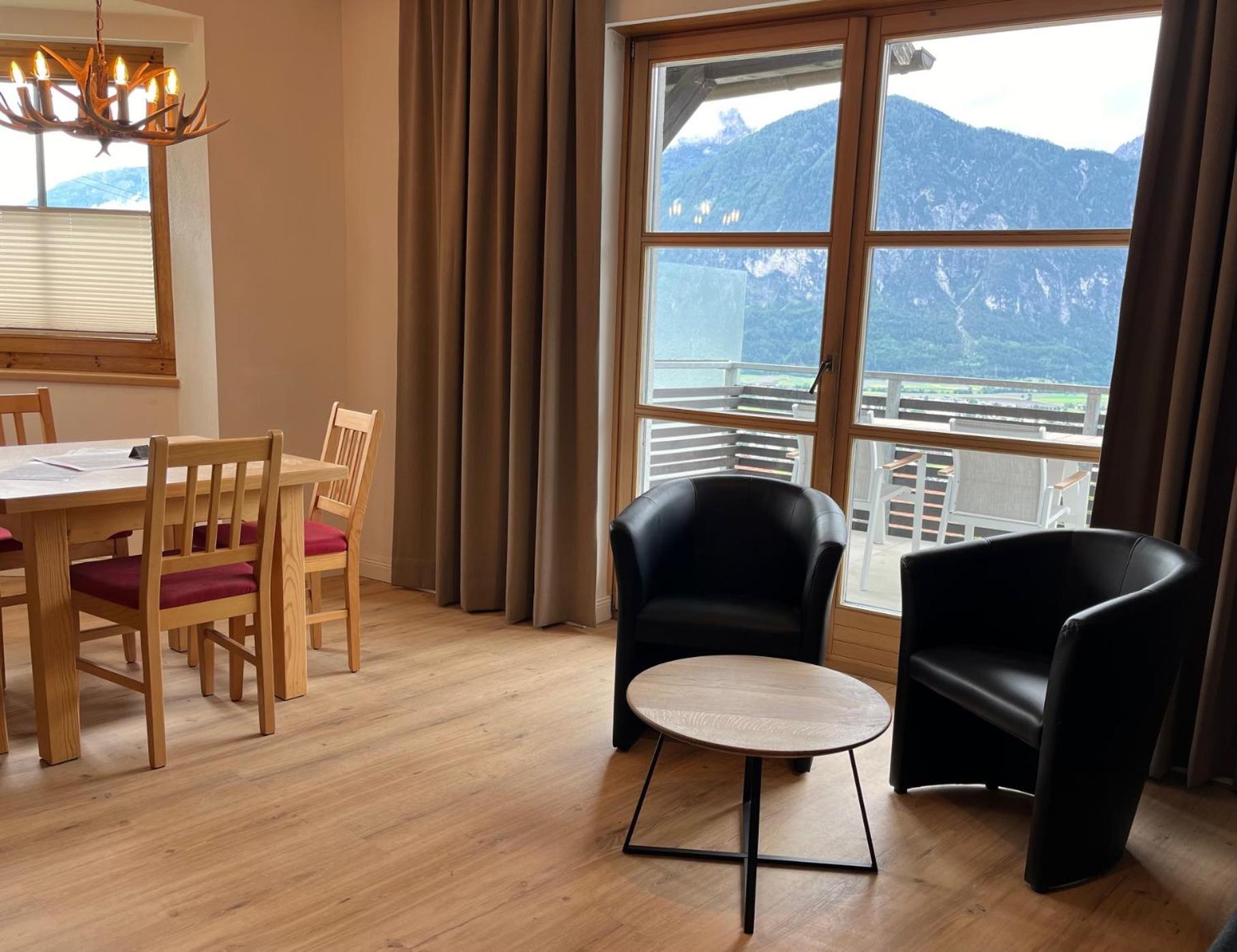 Sun Apartments - With Dolomiten Panorama Лієнц Екстер'єр фото