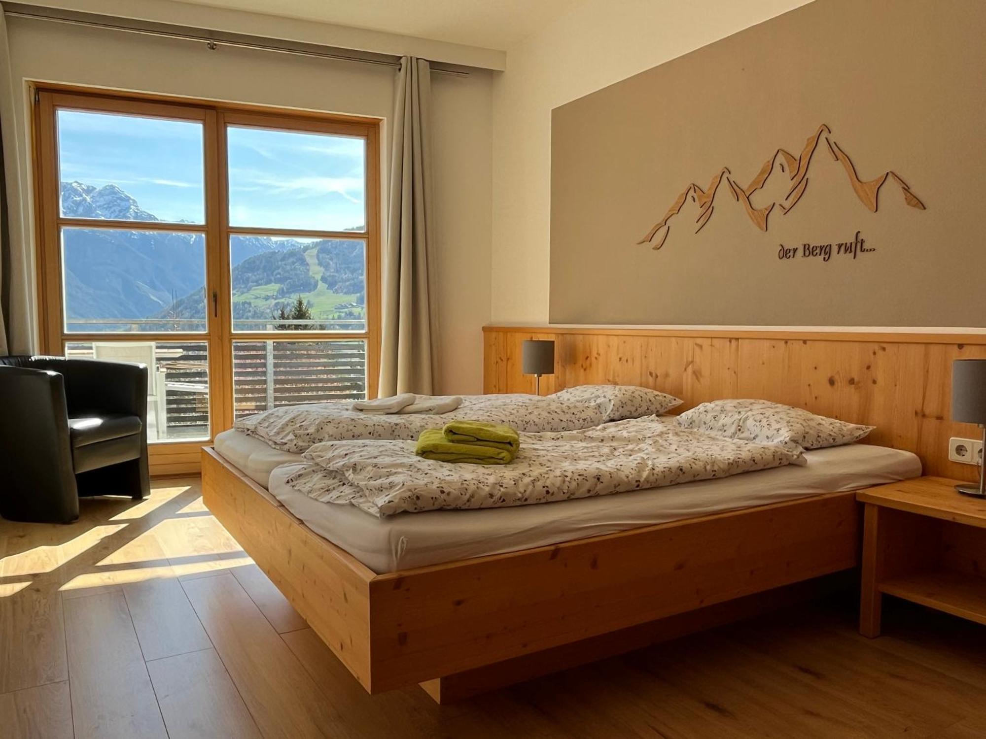 Sun Apartments - With Dolomiten Panorama Лієнц Екстер'єр фото